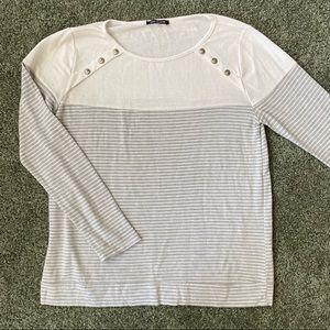 Pink Clover Lightweight Sweater